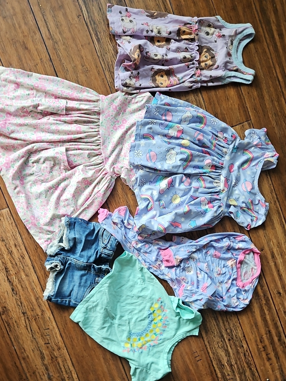 Girls 2T Bundle Gabbys Dollhouse, Mila & Rose, Cat & Jack, Penelope Mack